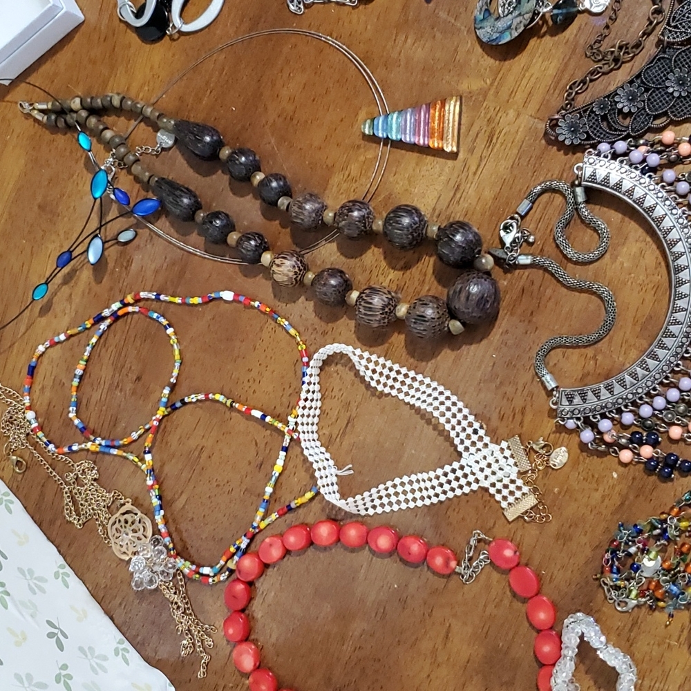 Jewelry bundle - Picture 6 of 16